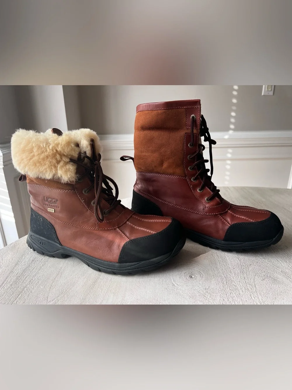 UGG lace up